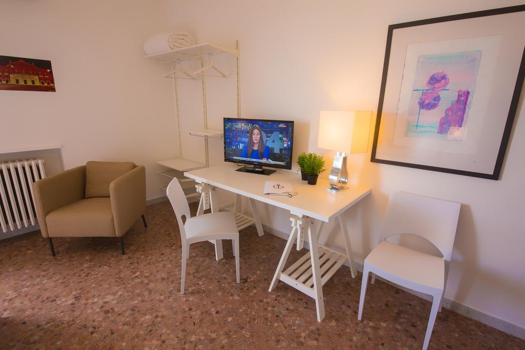 Hotel Riviera Bari Exterior photo